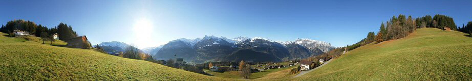 1200px-Bartholomberg_Montafon_Panorama